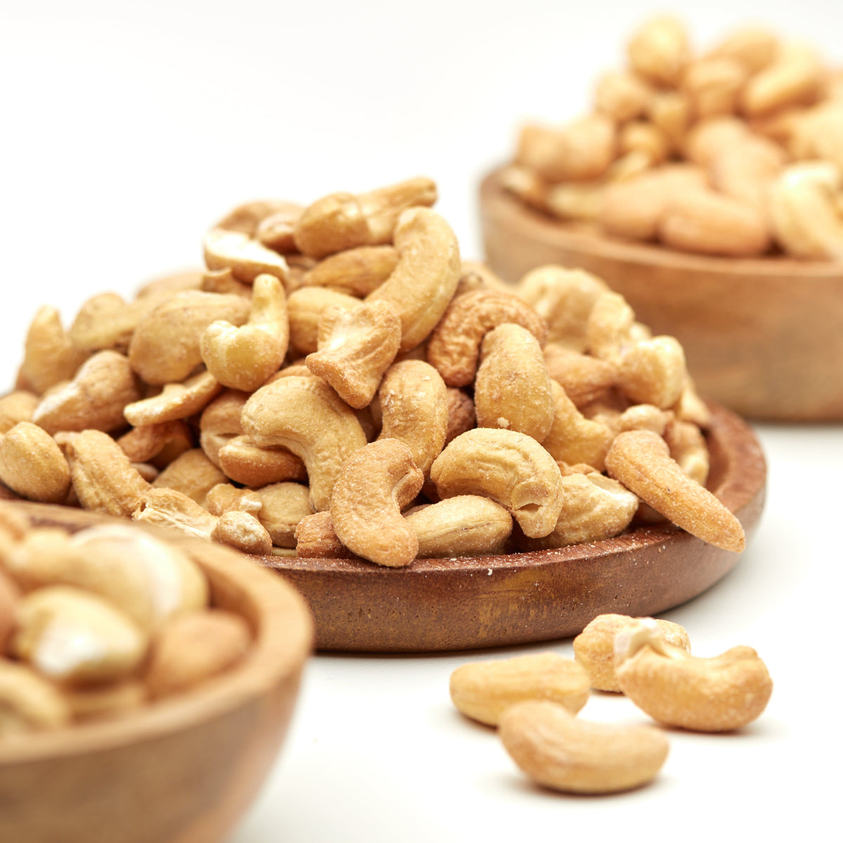 Cashewkerne geroestet und gesalzen von NESSLIM in der 1-kg-Packung