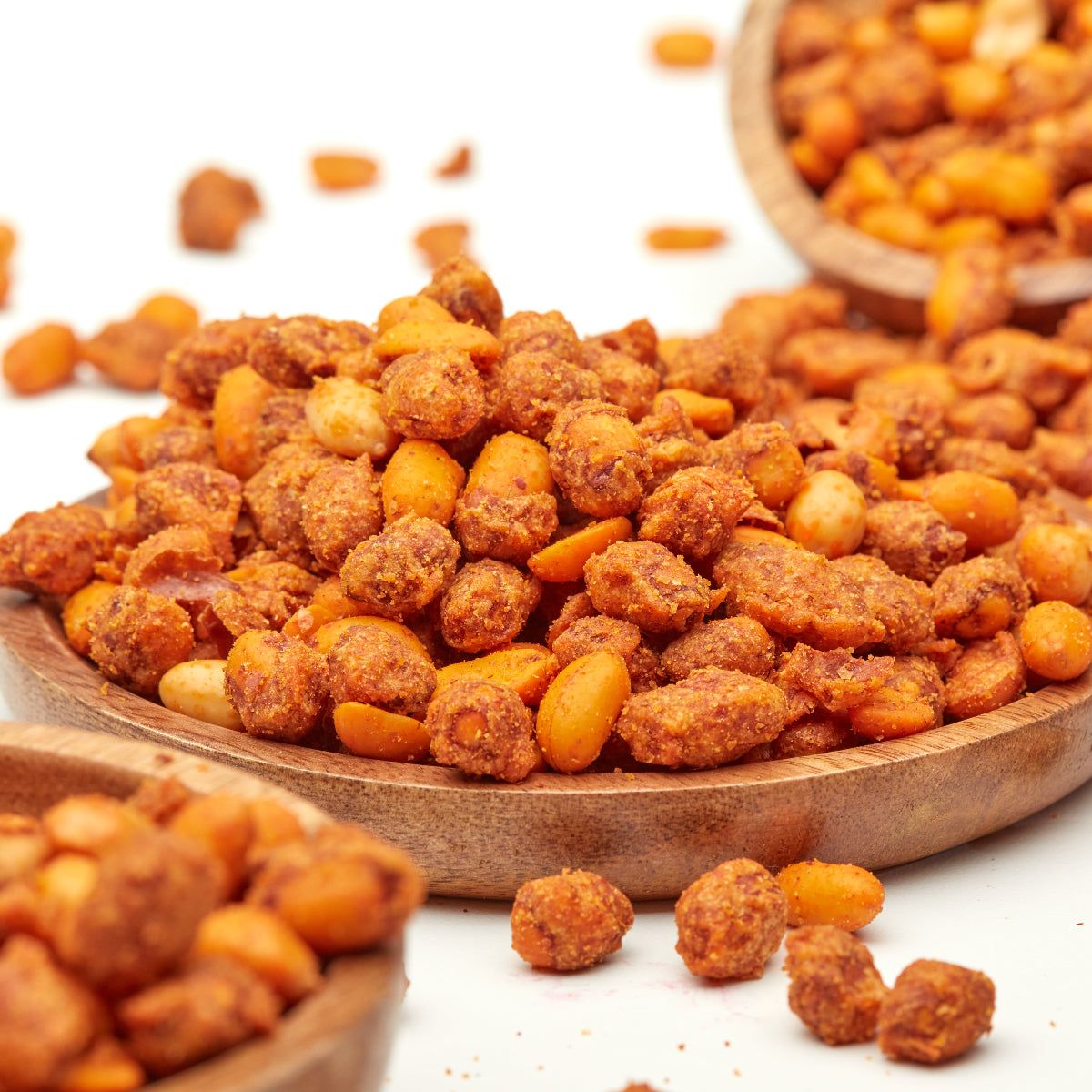 Erdnuesse Spicy im Teigmantel von NESSLIM in der 1-kg-Packung