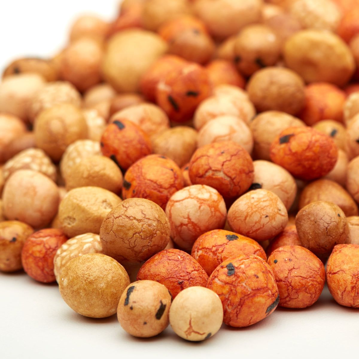 Cracker Mix Erdnuesse als Vorspeise zum asiatischen Abend