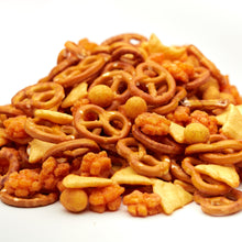 Herzhafter Knabbermix Premium von NESSLIM mit Brezeln und würzigen Knabberstücken als abwechslungsreicher Snack.