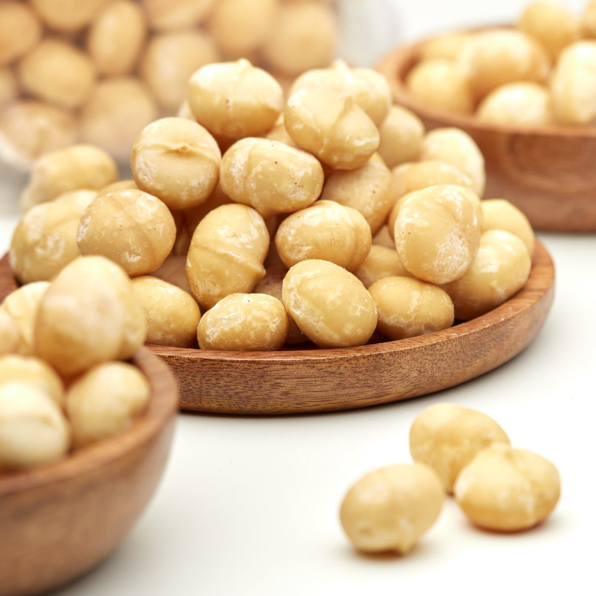 Macadamia Kerne naturbelassen XXL von NESSLIM in der 1-kg-Packung