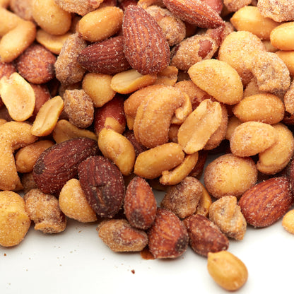 Würziger Smokehouse Nussmix von NESSLIM als herzhafter Snack für Grillabend, Gäste und Snackschale.