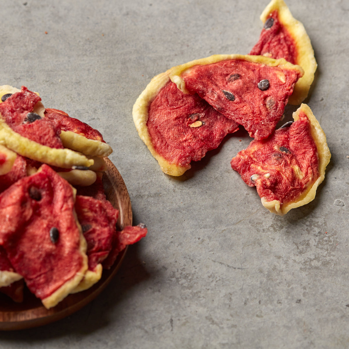 Fruchtig-süße Wassermelonenstücke im Pizzacut von NESSLIM als besonderer Snack und für kreative Desserts.
